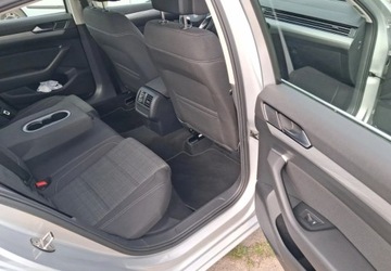 Volkswagen Passat B8 Limousine Facelifting 2.0 TDI SCR 150KM 2020 Volkswagen Passat 2.0 TDI Salon PL Business DSG lopatki 1 wlasciciel, zdjęcie 27
