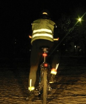 Светоотражающий жилет дорожной безопасности