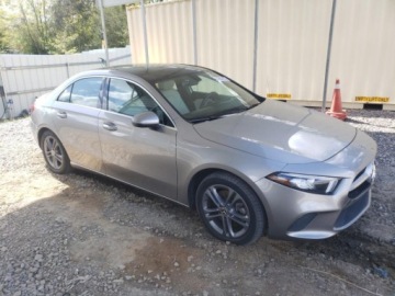 Mercedes Klasa A W177/V177 2020 Mercedes-Benz Klasa A 2020 Mercedes-Benz A 220 4MATIC 2.0 Benzyna 188KM, zdjęcie 2