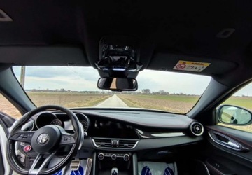 Alfa Romeo Giulia II Sedan 2.9 V6 510KM 2017 Alfa Romeo Giulia Alfa Romeo Giulia 2.9 V6 Bi-Turbo AT8 Quadrifoglio 2.9, zdjęcie 14