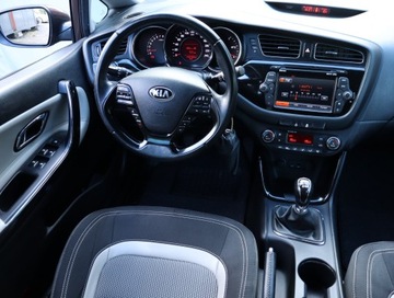 Kia Ceed II Kombi Facelifting 1.6 GDI 135KM 2015 Kia Ceed 1.6 GDI, Salon Polska, Serwis ASO, Navi, zdjęcie 6