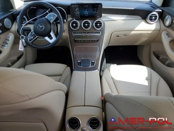 Mercedes GLC C253 2020 Mercedes-Benz GLC _300_4Matic_2.0 L_255 km_2020r_Mala szkoda 2.0 Benzyna, zdjęcie 6