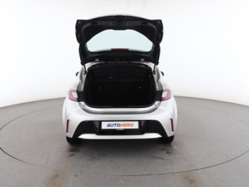 Toyota Corolla XII Hatchback 1.2 Turbo D-4T 116KM 2019 Toyota Corolla klima auto LED kamera, zdjęcie 18