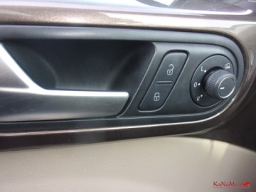 Volkswagen Beetle Hatchback 3d 1.2 TSI 105KM 2014 Volkswagen Beetle Automat 1,2 b zarejestrowany w PL 1.2 Benzyna 105KM, zdjęcie 19