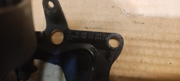 DRŽÁK PUMPY VW AUDI SKODA 5Q0121599AL