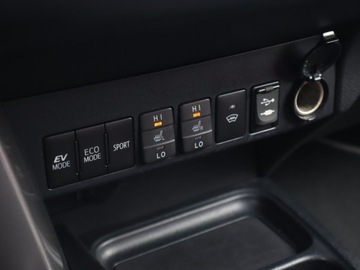 Toyota RAV4 IV MPV Facelifting 2.5 Hybrid 197KM 2017 Toyota RAV 4 2.5 Hybrid, Salon Polska, zdjęcie 16
