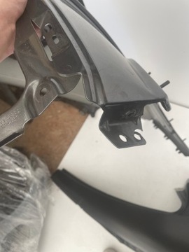 BLATNÍK LEVÝ PŘEDNÍ MERCEDES G TŘÍDA W463 AMG