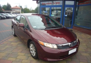 Honda Civic IX 2012 Honda Civic Honda Civic 1.8 Comfort 1.8 Benzyna 140KM, zdjęcie 3