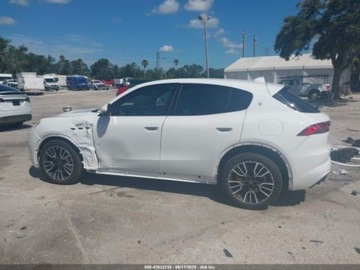 Maserati 2024 Maserati Grecale 2024r., 4x4, 2.0L 2.0 Benzyna 296KM, zdjęcie 5