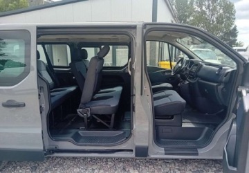 Opel Vivaro B Kombi Extra Long H1 2,9t 1.6 BiTurbo 125KM 2016 Opel Vivaro Opel Vivaro 1.6 Diesel 125KM, zdjęcie 15