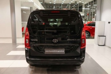 Toyota 2022 Toyota Proace City Verso City Verso Long 1.2 D-4T Family Aut. 1.2 Benzyna, zdjęcie 3