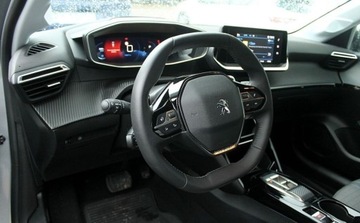 Peugeot 208 II Hatchback 1.2 PureTech 102KM 2023 Peugeot 208 Allure Pack EAT8 FV23 Od RiA 1.2 Benzyna 102KM, zdjęcie 1