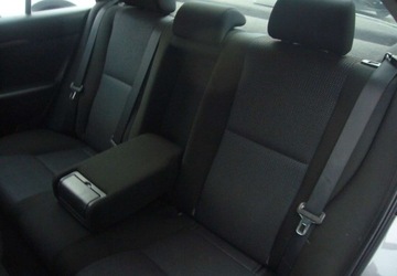 Toyota Avensis II Sedan 2.0 D-4D 126KM 2008 Toyota Avensis Toyota Avensis II Salon PL 2.0 Diesel 126KM, zdjęcie 13