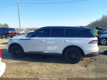 Lincoln Aviator 2022 Lincoln Aviator Reserve, 2022r., 4x4, 3.0L 3.0 Benzyna 400KM, zdjęcie 5