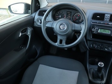 Volkswagen Polo V Hatchback 5d 1.2 70KM 2011 VW Polo 1.2 12V, Klima, zdjęcie 6