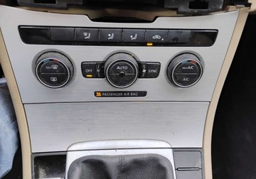 Volkswagen CC 2.0 TDI BlueMotion Technology 150KM 2016 Volkswagen CC 2016r, 2.0 TDI. Uszkodzony przod. 2.0 Diesel 150KM, zdjęcie 13