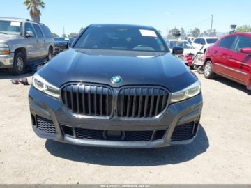 BMW Seria 7 G70 2022 BMW Seria 7 740 I 2022 3.0l 3.0 Benzyna 335KM, zdjęcie 7