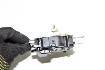 VZPĚRA/TLAKOVAČ VENTILACE KLIMATIZACE LEXUS LS430 063700-8090
