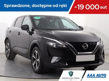 Nissan Qashqai III 2022 Nissan Qashqai 1.3 DIG-T MHEV, Salon Polska