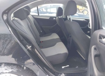 Volkswagen Jetta VI Sedan Facelifting 1.4 TSI 150KM 2017 Volkswagen Jetta 1.4t S, od ubezpieczalni 1.4 Benzyna 150KM, zdjęcie 7