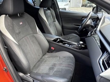 Toyota C-HR I Crossover Facelifting 2.0 Hybrid Dynamic Force 184KM 2021 Toyota C-HR 2.0 Hybrid GR Sport 2.0 Hybrid GR Spor, zdjęcie 8