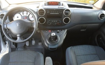 Peugeot Partner II Furgon 1.6 90KM 2008 Peugeot Partner 1.6B MPI Klima 157 TYS KM 2 KPL KOL Sprowadzony 1.6, zdjęcie 24
