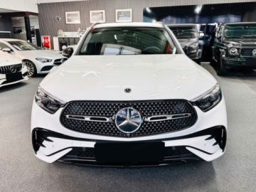 Mercedes GLC C254/X254 Coupe 2.0 200 204KM 2025 MERCEDES-BENZ GLC 200 4-Matic AMG Line 2.0 (204KM) 2025, zdjęcie 1