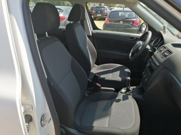 Skoda Yeti Minivan 2.0 TDI CR DPF 110KM 2012 Škoda Yeti Skoda Yeti 2.0 110 Km Klima, Elektryka, zdjęcie 9