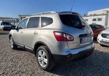 Nissan Qashqai I Crossover 2.0 140KM 2010 Nissan Qashqai2 panorama 7- osobowy 2.0 Benzyna 141KM, zdjęcie 6