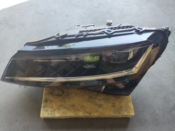 LAMPA SKODA SUPERB III LEWA CRISTAL LIGHTING 3V1