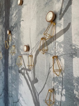 Рождественские огни для золотистого чердака 20 -й