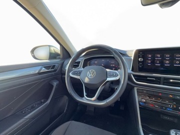 Volkswagen T-Roc I SUV Facelifting 1.5 TSI ACT 150KM 2023 Volkswagen T-Roc 1.5 TSI Style 150KM, Manual, Serwis ASO, Maly przebieg, F, zdjęcie 16