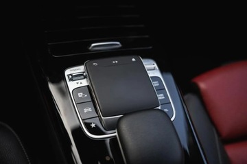 Mercedes Klasa A W177/V177 Hatchback 2.0 250 224KM 2018 Mercedes A A 250, Salon Polska, Serwis ASO, zdjęcie 19