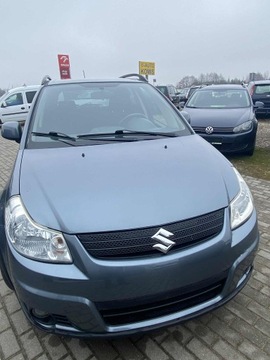 Suzuki SX4 I Hatchback 1.6 i 16V VVT 107KM 2007 Suzuki SX4 1,6 2007, zdjęcie 2