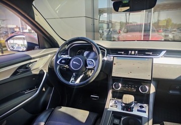 Jaguar F-Pace SUV Facelifting 2.0 P 249KM 2022 Jaguar F-Pace F-pace 2.0 I4 250 PS AWD Auto R Dynamic SE FV23 2.0 Benzyna, zdjęcie 1