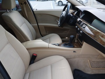 BMW Seria 5 E60 Sedan 2.5 525i 218KM 2005 BMW 5 525i, GAZ, Automat, Xenon, Klima, zdjęcie 8