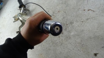 K76 Piaggio Vespa GTS 300 125 18-22 руль оригинальный Весы