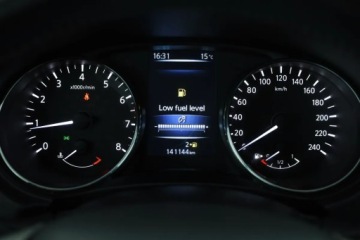 Nissan Qashqai II Crossover 1.2 DIG-T 115KM 2015 Nissan Qashqai 1.2 DIG-T, Salon Polska, zdjęcie 7