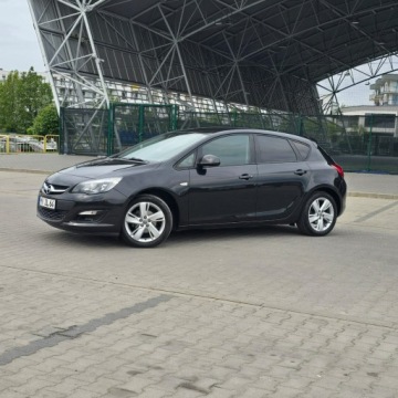 Opel Astra J GTC 1.4 100KM 2013 Opel Astra J 1.4 100KM Selection Manual, zdjęcie 3