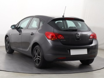 Opel Astra J Hatchback 5d 1.4 Twinport ECOTEC 100KM 2012 Opel Astra 1.4 16V, Klima, Tempomat, Parktronic, zdjęcie 3