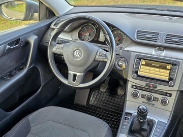 Volkswagen Passat B7 Variant 1.6 TDI CR DPF BlueMotion 105KM 2014 Volkswagen Passat Śliczny*zadbany*niski*przebieg, zdjęcie 5