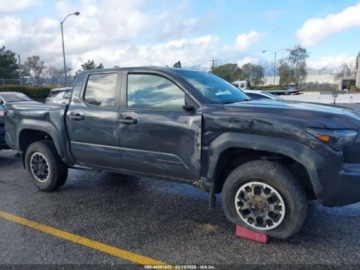 Toyota Tacoma II 2024 Toyota Tacoma Trd Off Road 2024 2.4 Benzyna 278KM, zdjęcie 7