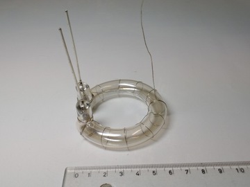 Нить накаливания, горелка мощностью до 1000Вт.