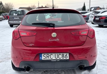 Alfa Romeo Giulietta Nuova II Hatchback 5d 2.0 JTD 16v 170KM 2012 Alfa Romeo Giulietta 2012 r. 2.0 Diesel 170KM, zdjęcie 4