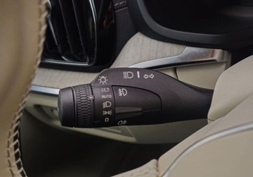 Volvo V60 II  Kombi 2.0 T5 250KM 2019 Volvo V60 2.0 PB 250KM AT Inscription Serwis ASO Gwarancja Szyberdach Weba, zdjęcie 14