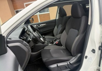Nissan Qashqai II Crossover Facelifting 1.6 DiG-T 163KM 2018 Nissan Qashqai 1,6 DIG-T 163KM Klima Navi Kamera 360 Panorama 1.6 Benzyna, zdjęcie 19