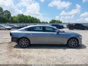 Volvo S90 II Sedan 2.0 T6 320KM 2018 Volvo S90 2018r, T5, Momentum, 2.0L, 4x4 2.0 Benzyna 320KM, zdjęcie 3