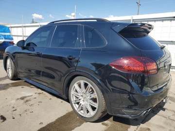 Porsche Cayenne II SUV 4.8 V8 420KM 2013 Porsche Cayenne 2013 Porsche Cayenne GTS 4.8 Benzyna 420KM, zdjęcie 3