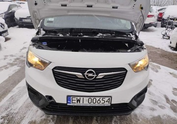 Opel Combo E Kombivan 1.5 Diesel 102KM 2019 Opel Combo 2019r, 1.5 Diesel. Delikatnie przetarty prawy bok. Jezdzi. 1.5, zdjęcie 5