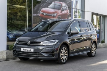 Volkswagen Touran III 1.5 TSI EVO 150KM 2026 Volkswagen Touran Highline 1.5 TSI EVO 150 KM DSG, zdjęcie 2